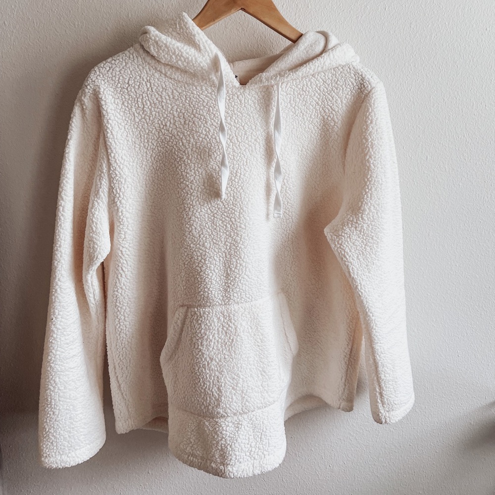 cream sherpa hoodie
